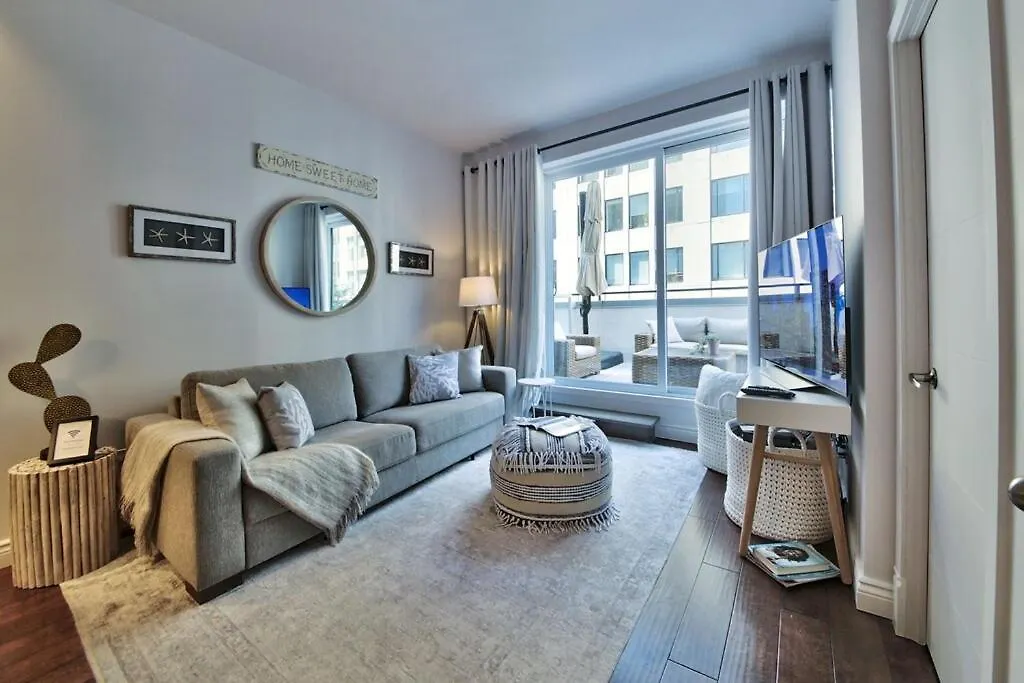 Trendy Old Port Private Terrace Apartment Montreal