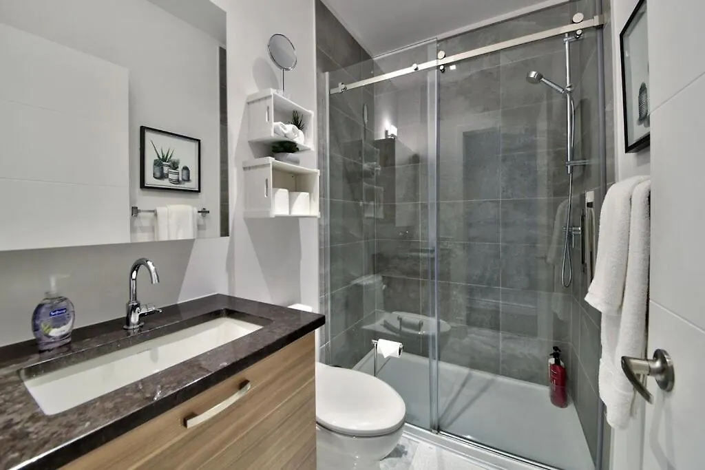 Trendy Old Port Private Terrace Apartment Montreal