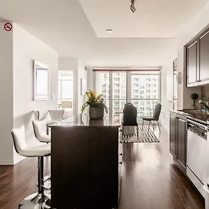https://downtown-torontofree-parkingcn-tower-view.niagara-fallshotels.com