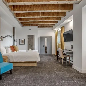 https://hotel-le-bloc.hotelsquebeccity.net